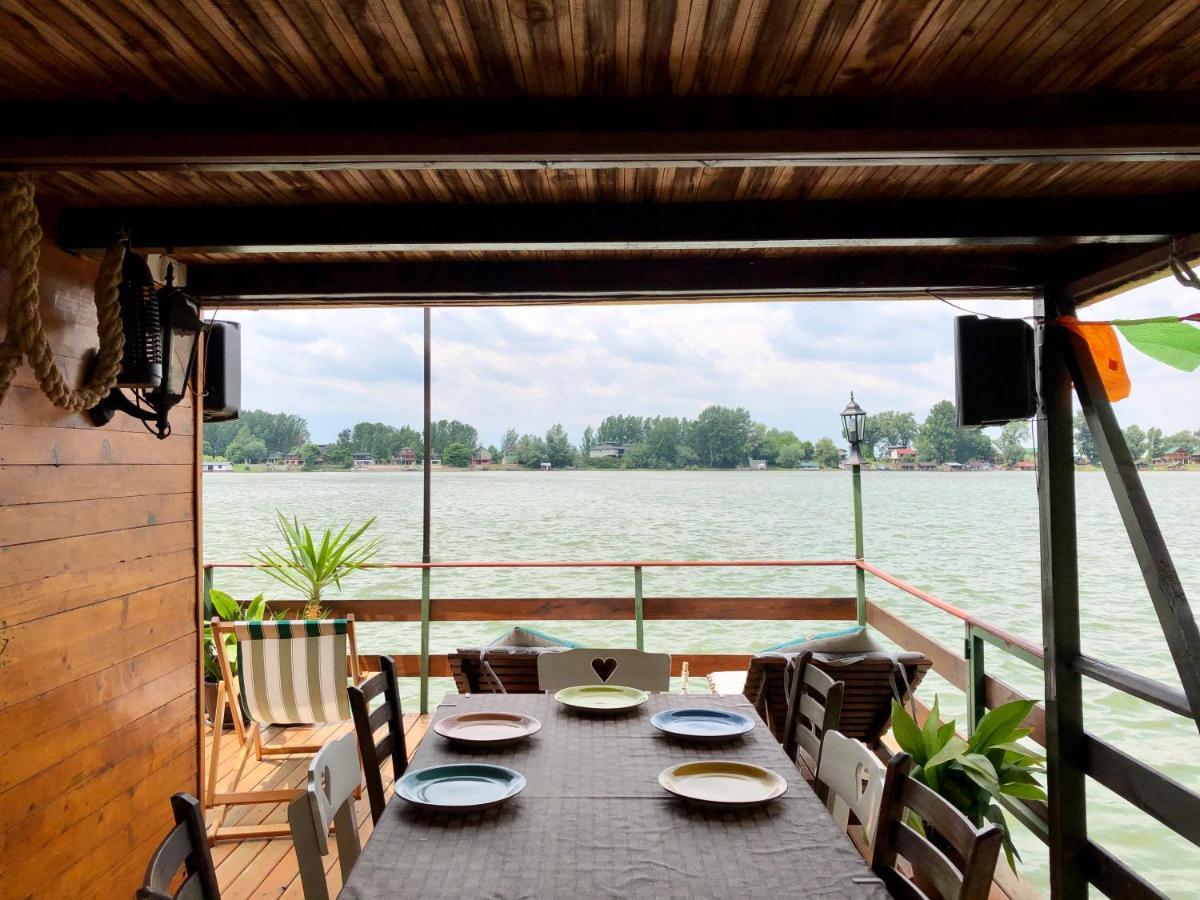 Sagando - Floating House On Sava River Belgrado Exterior foto